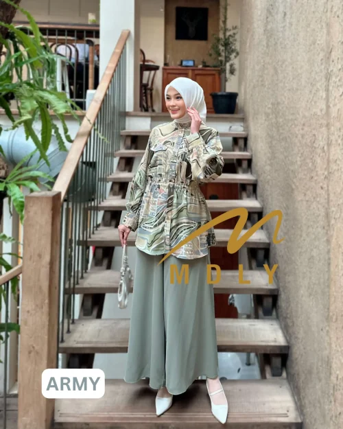 Qinara Set
